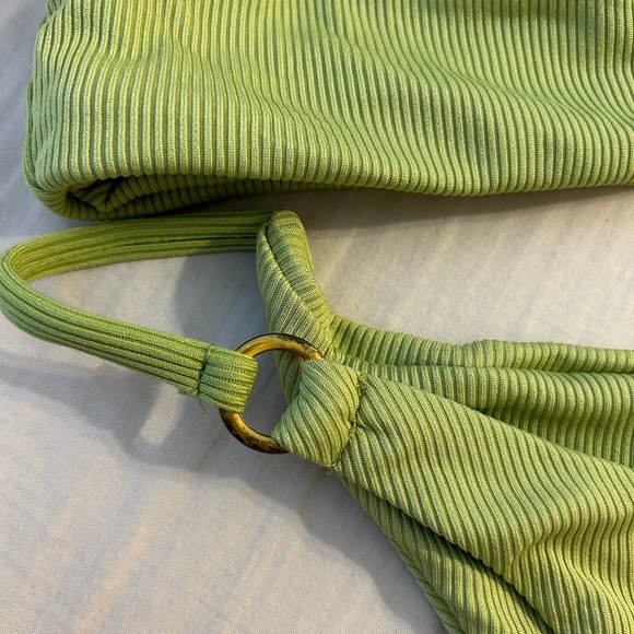 Light green bikini set with rings - Picture 2 of 3